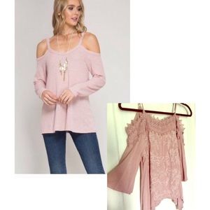 ❌SOLD❌ Cold Shoulder Peasant Top